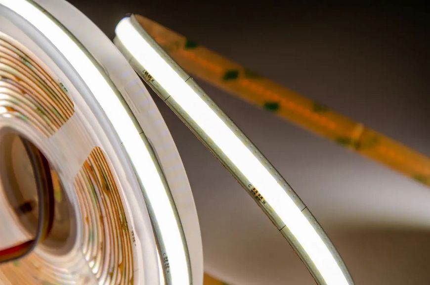 LED-стрічка COB USB 5 м, теплий білий, суцільне світло на клейкій основі
